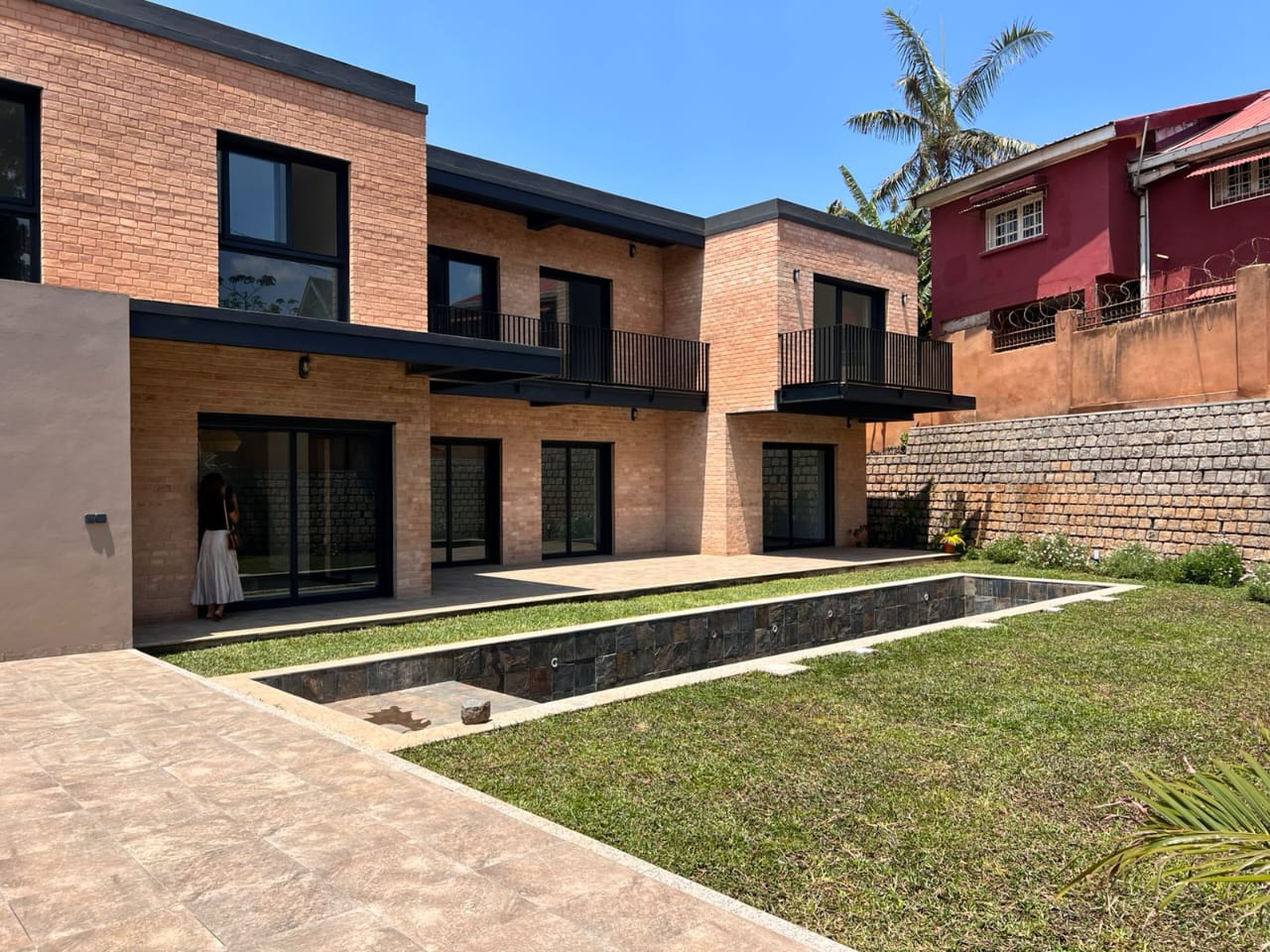 Villa F5 neuve avec piscine