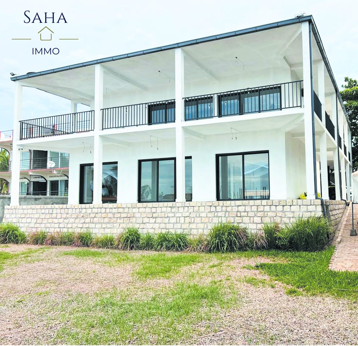 Maison 1 étage, accessible au premier plan, Grande terrasse avec vue sur la mer